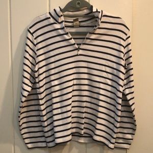 LL Bean Navy and white zip front top. Gently worn